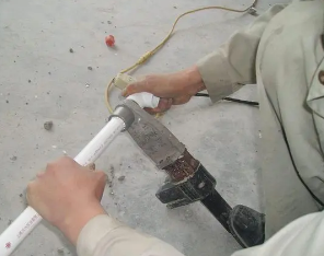 龙湖漏水维修电话